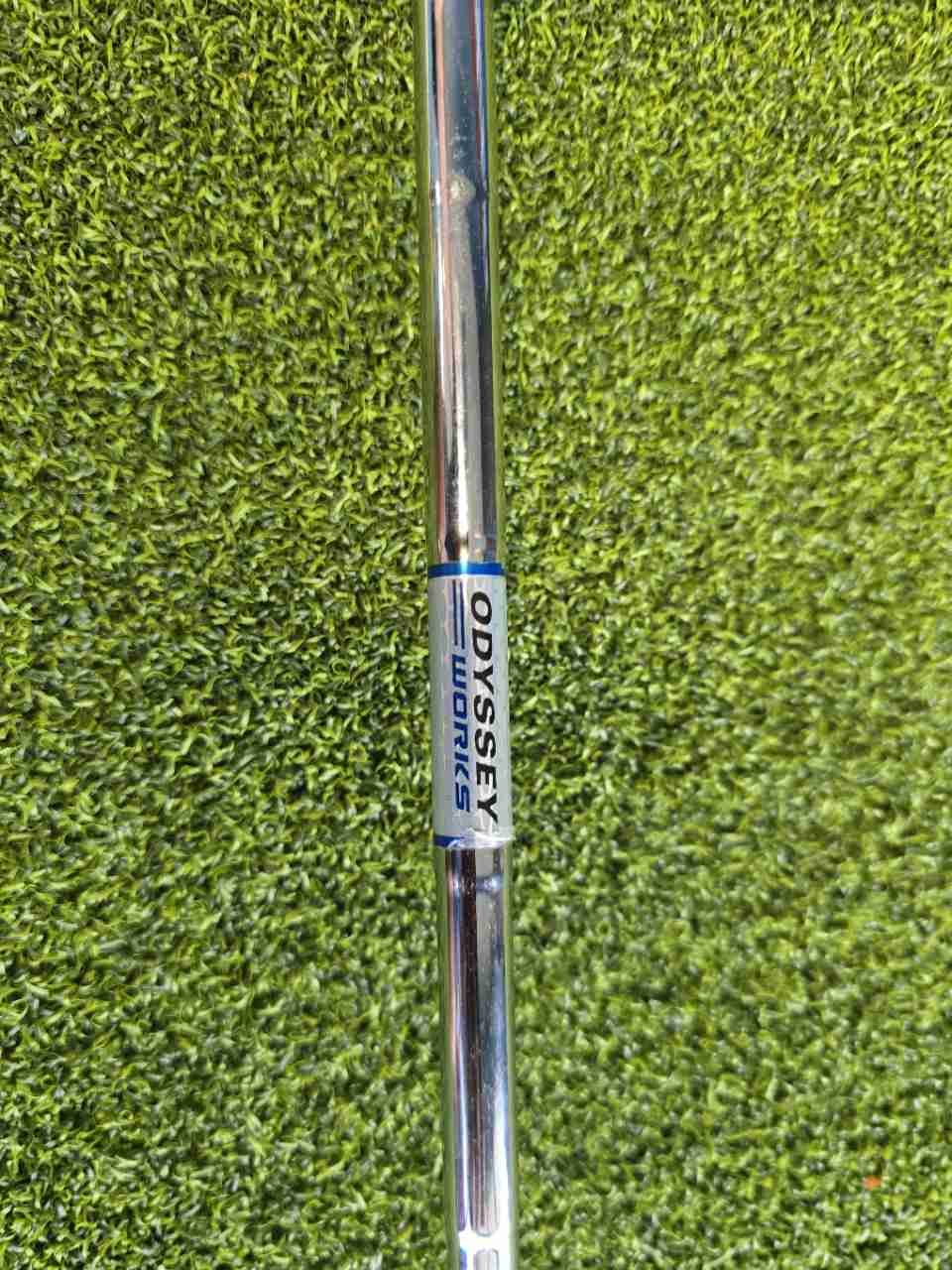 Odyssey Works Versa #7 White Black White Mallet Putter 34" RH w/ Headcover