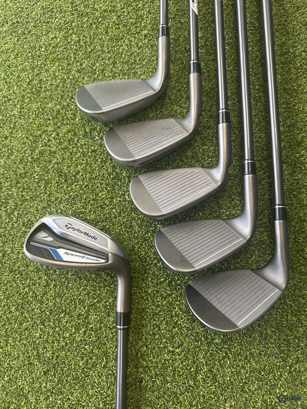 TaylorMade SpeedBlade Iron Set 6-PW SW Velox Graphite Ladies Flex RH 6 Clubs