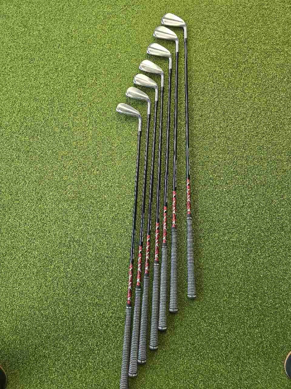 Takomo Iron 101 Set 7 Clubs 4-PW Fujikura Atmos 6R2 Regular Flex RH