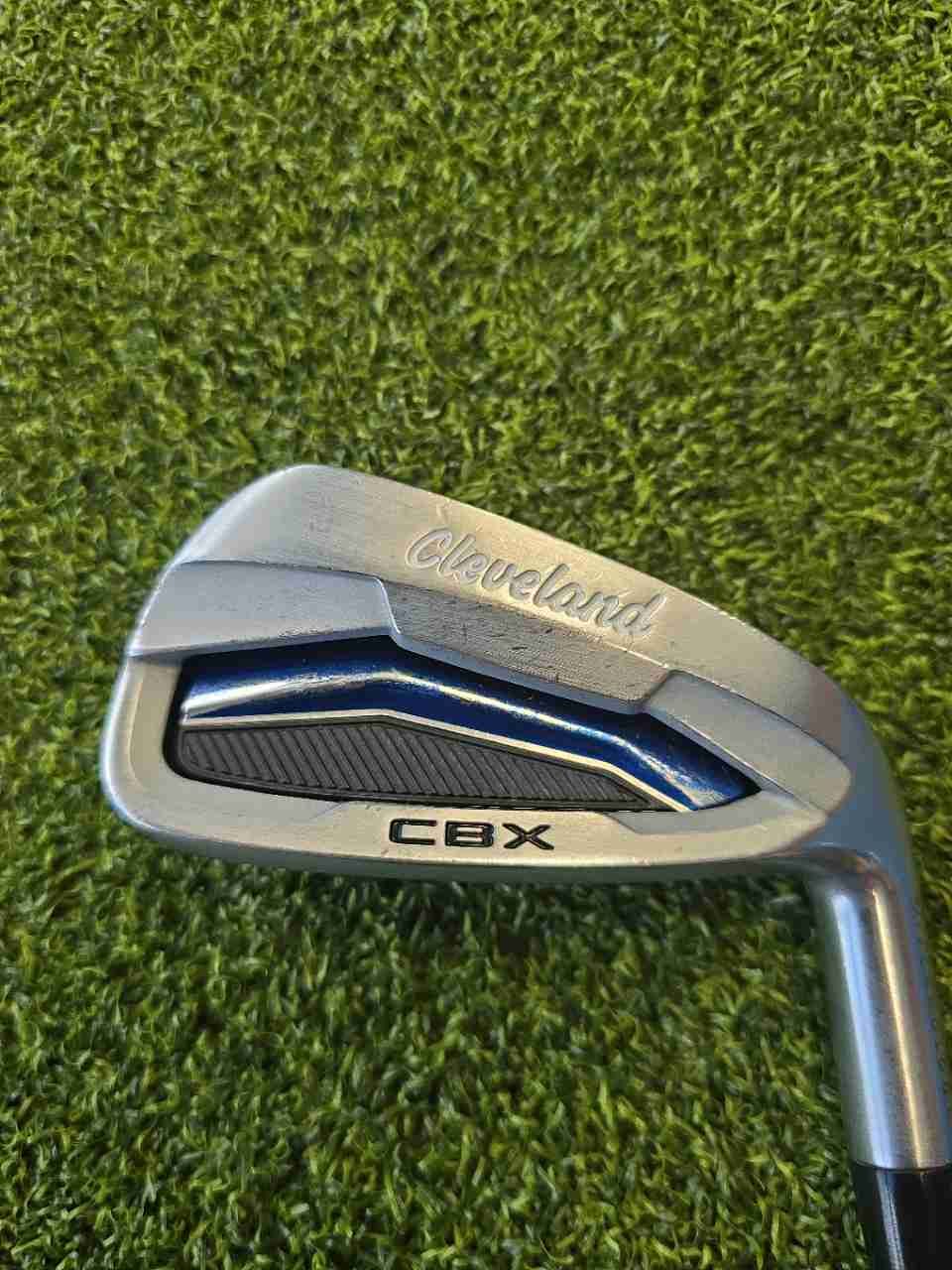 Cleveland CBX Iron Set 5-PW Miyazaki C.Kua 6R Graphite Regular RH 6 Clubs
