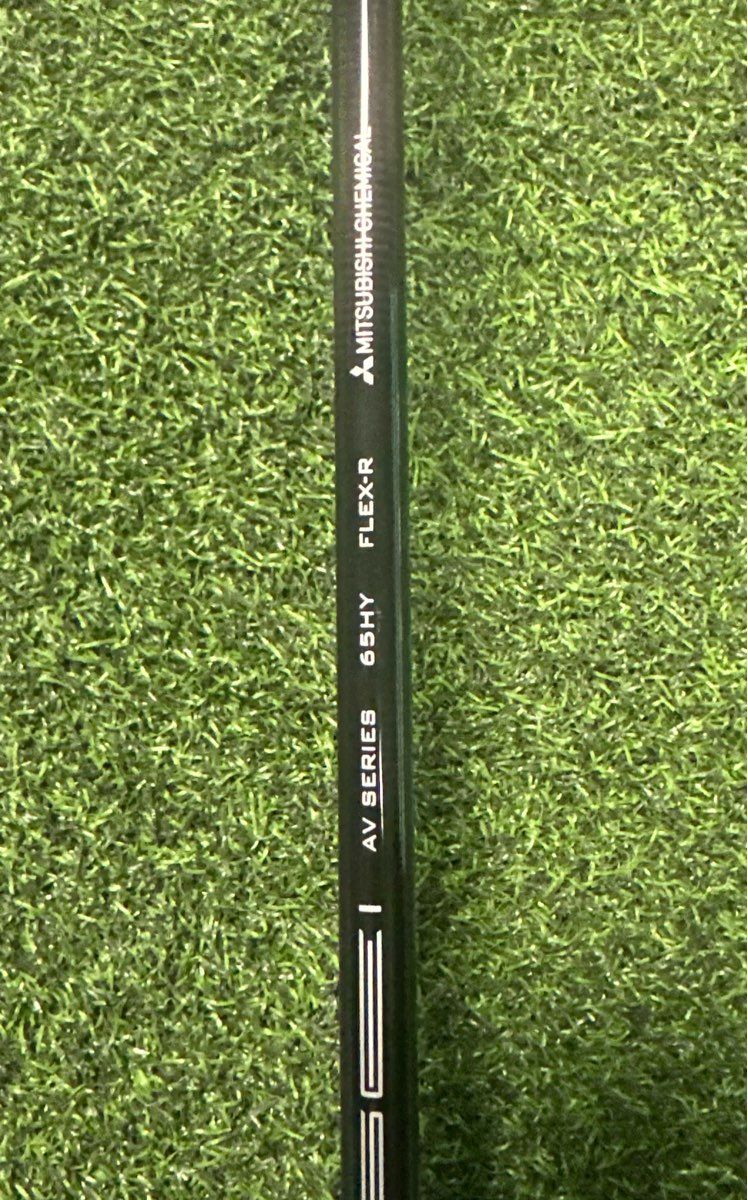 Titleist TSi2 3 Hybrid 18° TENSEI AV 65hy Regular Flex Graphite Shaft 40.5"