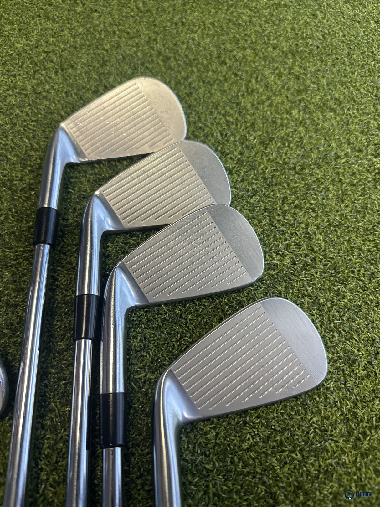TaylorMade P7MC Iron Set 3-PW Dynamic Gold Tour Issue X100 Steel Shaft RH