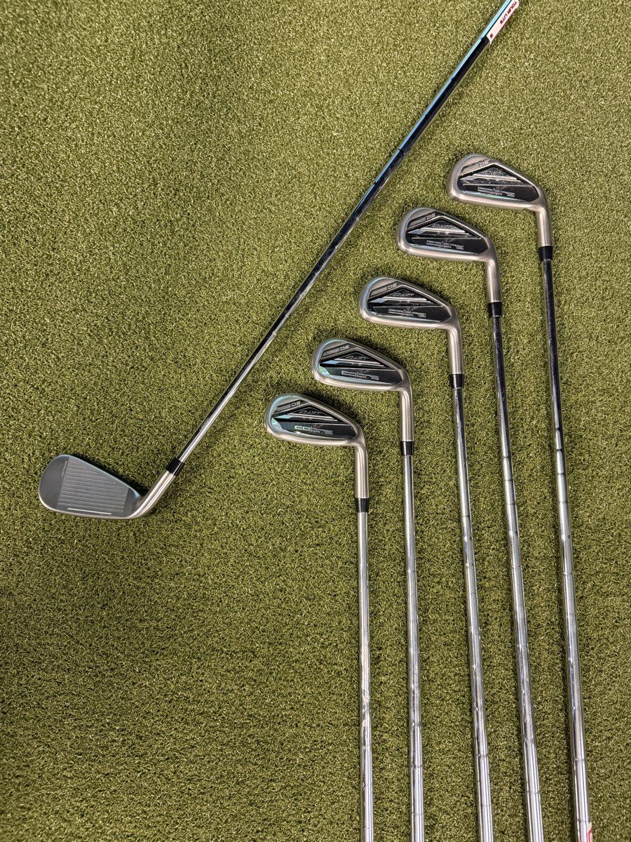 Cobra Aerojet DS Iron Set 6-GW KBS Tour Lite Stiff Steel RH Golf Pride MCC+4