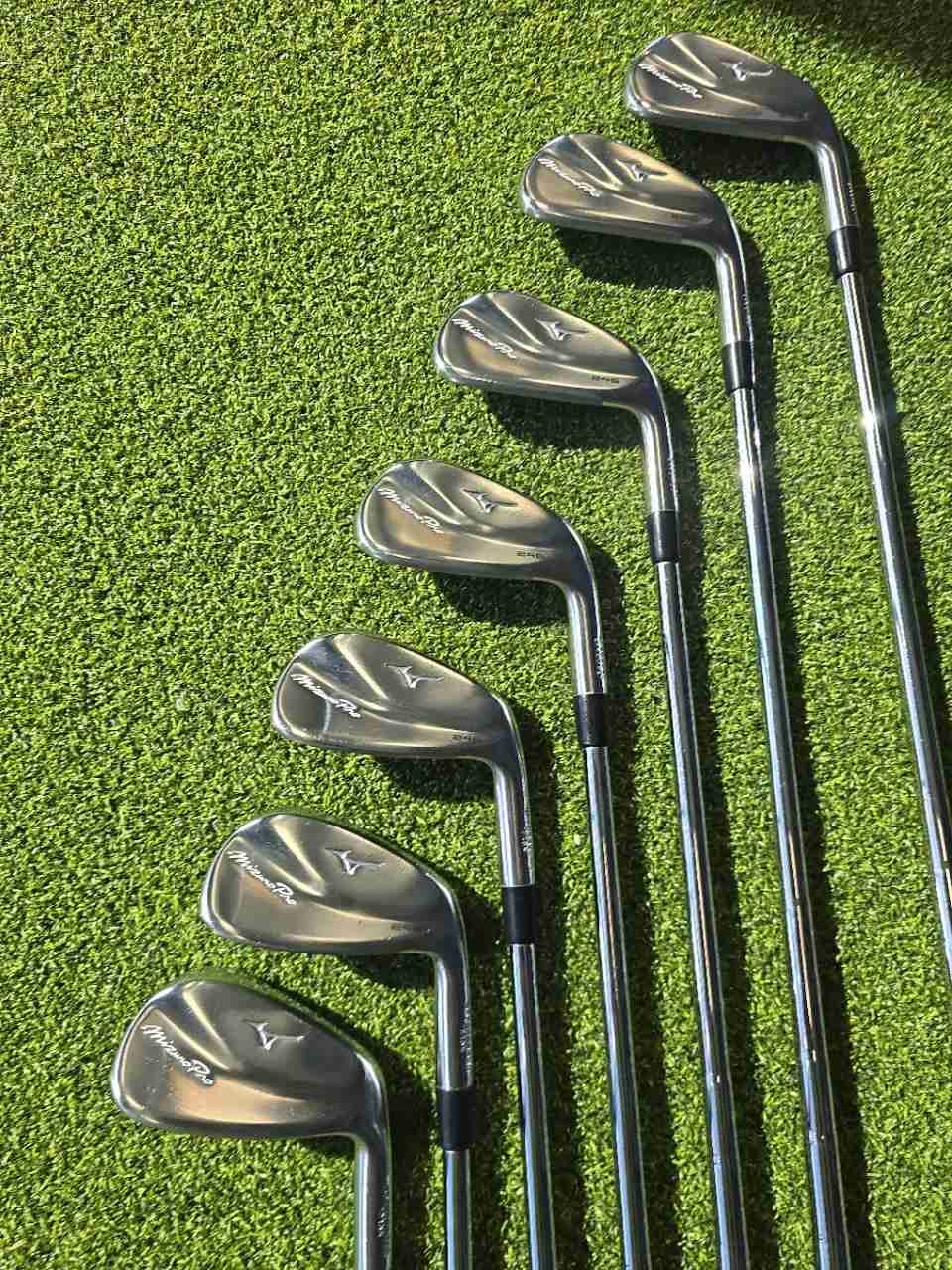 Mizuno Pro 245 Iron Set 5-GW 7 Clubs NS Pro Modus 105 Stiff Right Hand
