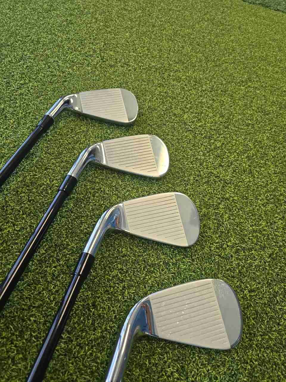 Callaway Paradym X Iron Set 4-SW 9 Clubs Mitsubishi Chemical MMT 95 Stiff RH