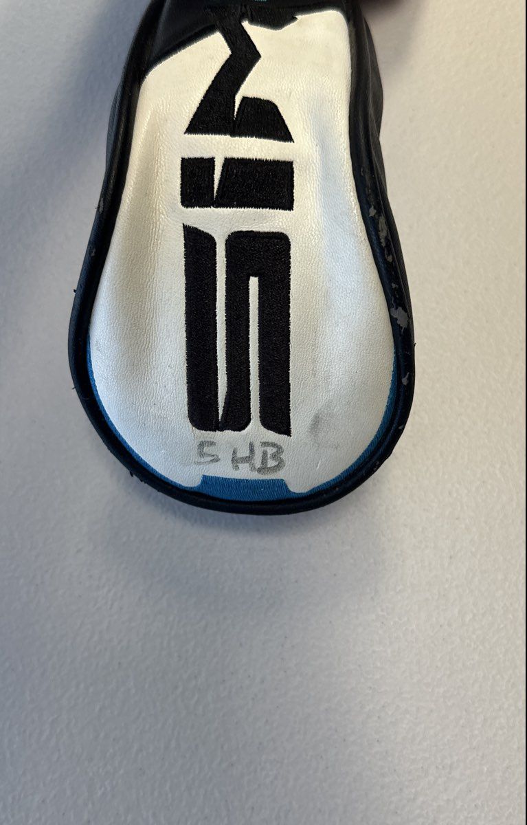 TaylorMade SIM2 Hybrid Rescue Head Cover 5 HB Black White Blue