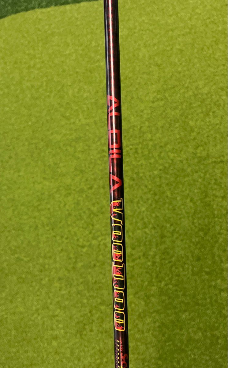 Titleist 909 F2 15.5° Right Handed ACCRA ALDILA Voodoo FW-S Stiff Good