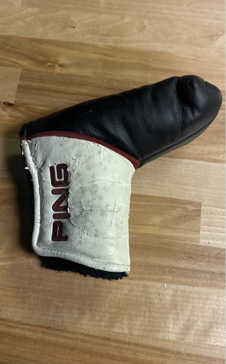 Used Ping Scottsdale TR Blade Putter Head Cover