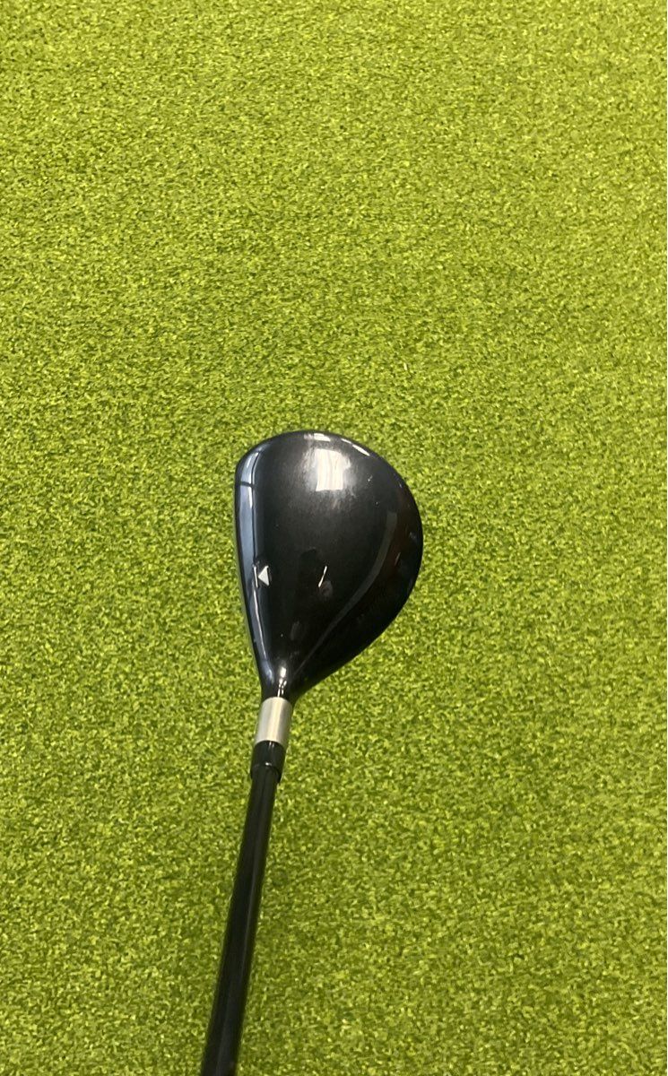 Titleist 909 F2 15.5° Right Handed ACCRA ALDILA Voodoo FW-S Stiff Good