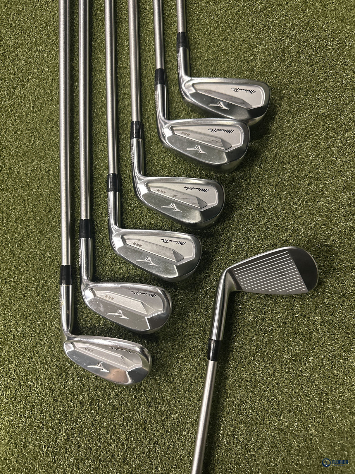 Mizuno Pro 223 Iron Set 4-PW KBS C-Taper 130 X Extra Stiff 7 Clubs RH