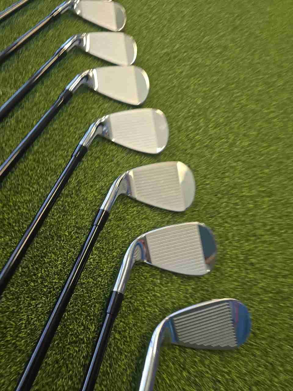 Callaway Paradym X Iron Set 4-SW 9 Clubs Mitsubishi Chemical MMT 95 Stiff RH