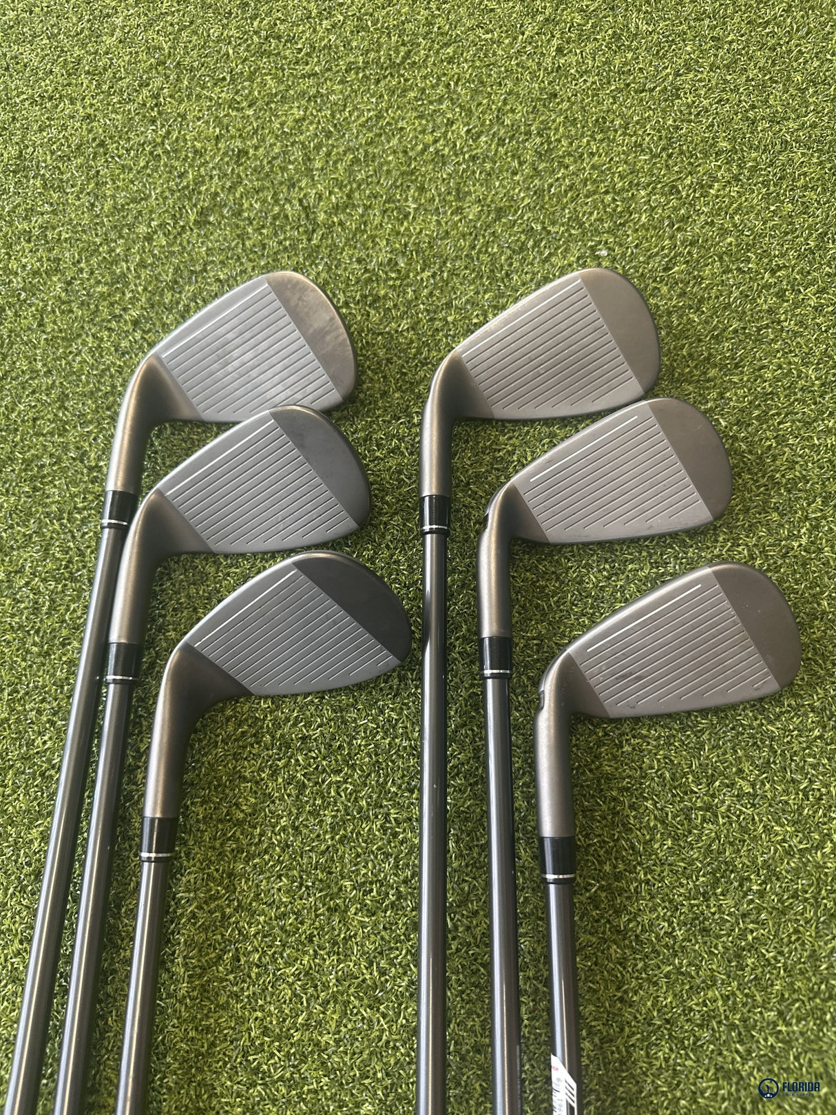 TaylorMade SpeedBlade Iron Set 6-PW SW Velox Graphite Ladies Flex RH 6 Clubs