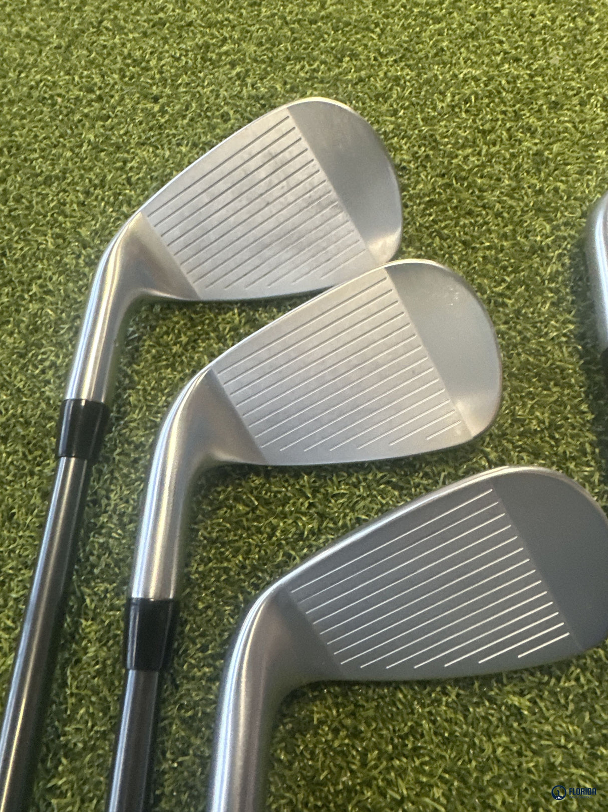 Titleist T350 Iron Set 5 Clubs 7-PW AW Graphite MMT 55 Regular Flex RH