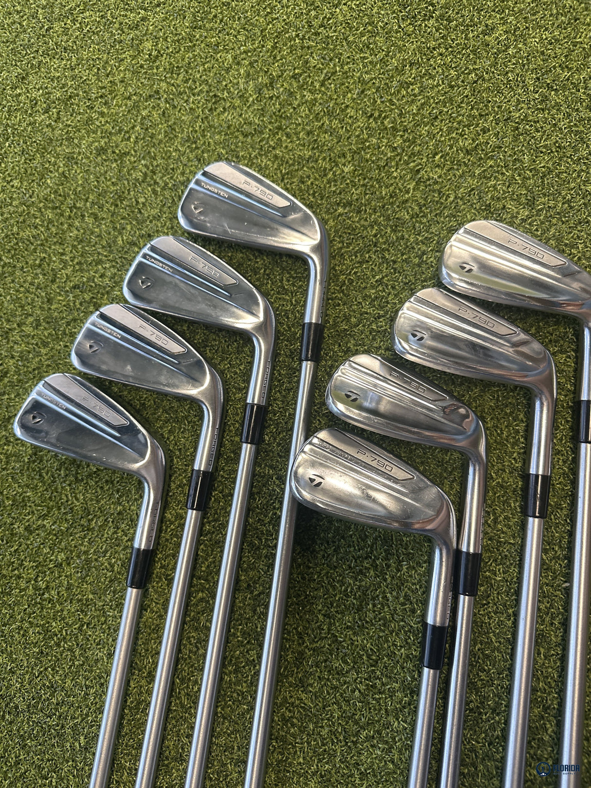 TaylorMade P790 Iron Set 4-PW, AW KBS C-Taper Lite 110 Stiff Steel RH