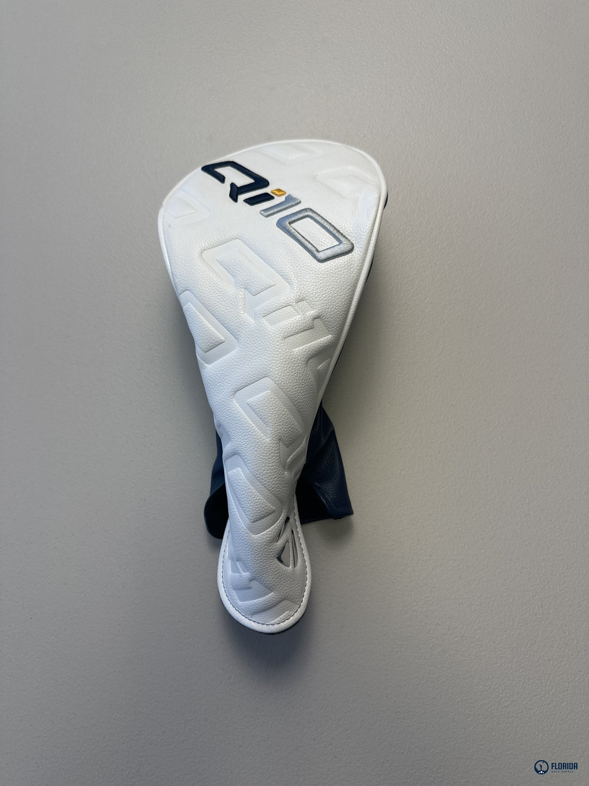 TaylorMade Qi10 Driver Head Cover White Navy Blue Synthetic Leather