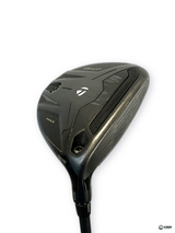 TaylorMade Qi4D Max 3 Fairway Wood 15 Degree Fairway Wood Reax 75 Stiff Flex Shaft Golf Pride Tour Velvet Standard Grip Right